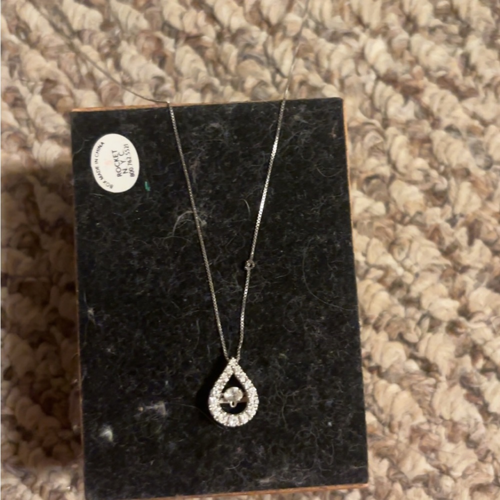 Kay Jewelers Silver Teardrop Necklace